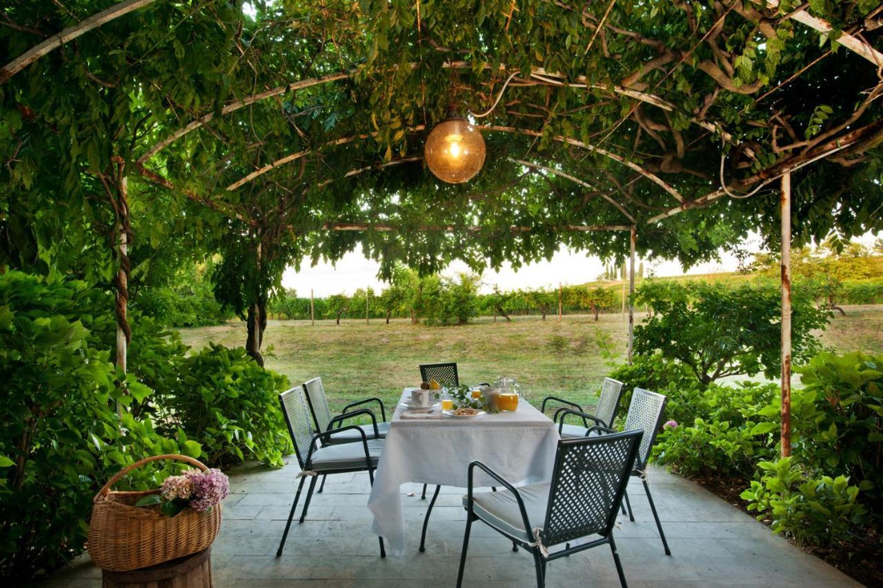 Buttrio Agriturismo Tra Le Vigne מראה חיצוני תמונה
